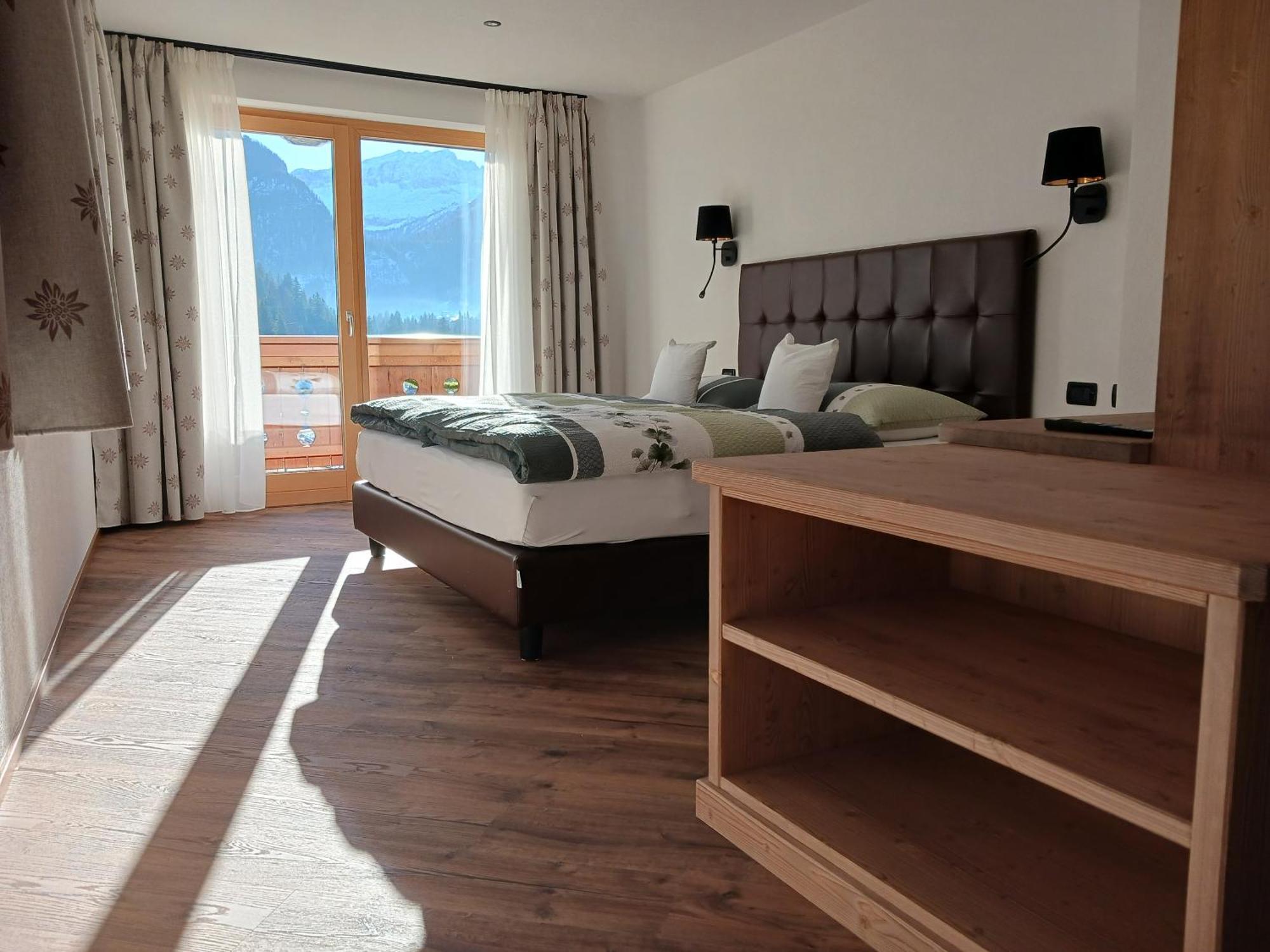 La Campagnola Hotel Canazei Bagian luar foto
